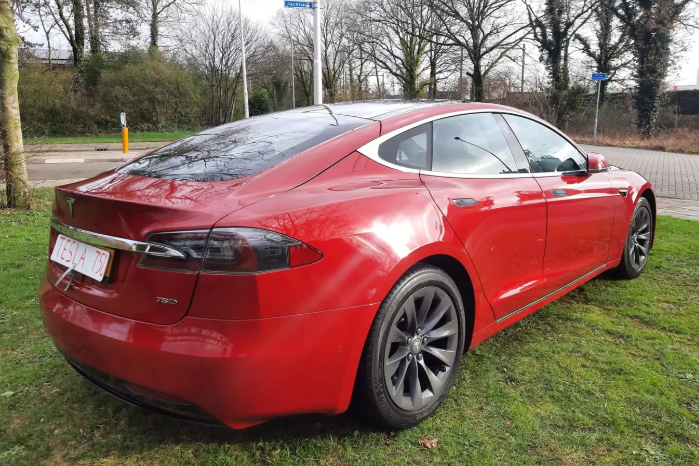 lhd car TESLA MODEL S (01/08/2018) - 